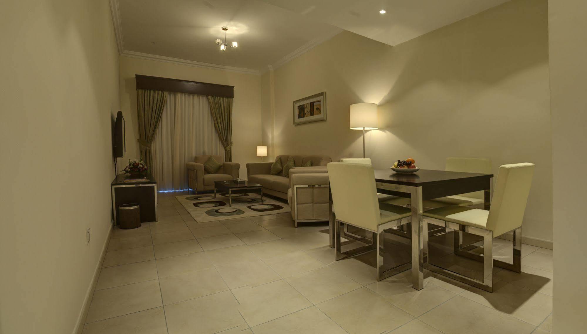 Pearl Marina Aparthotel 3*